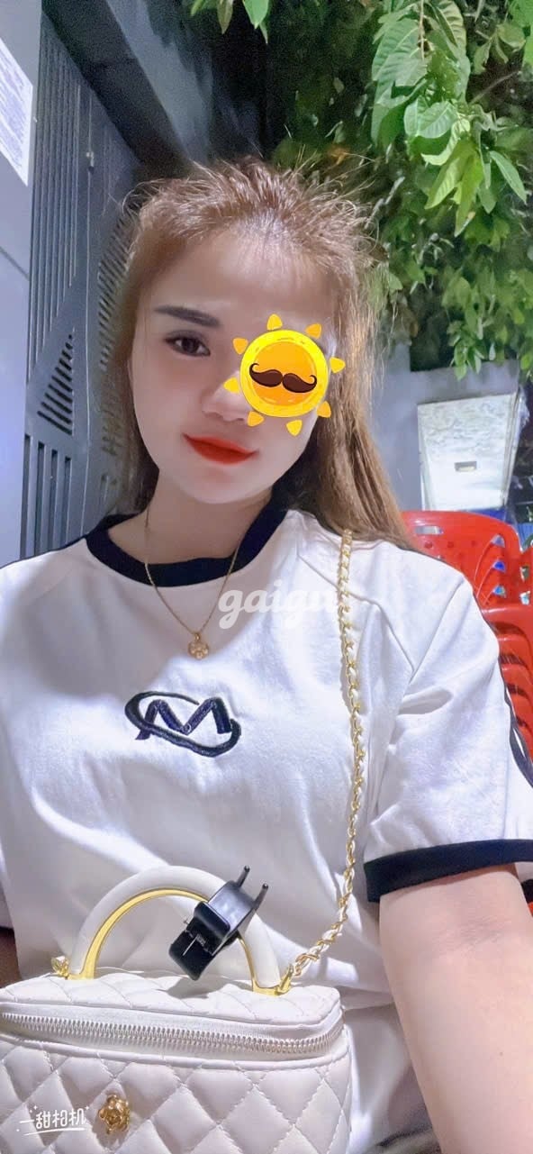 GÁI DÂM MỚI ĐI LÀM KHÁNH LY_MẶT XINH DỄ THƯƠNG LÀM TÌNH GOOD