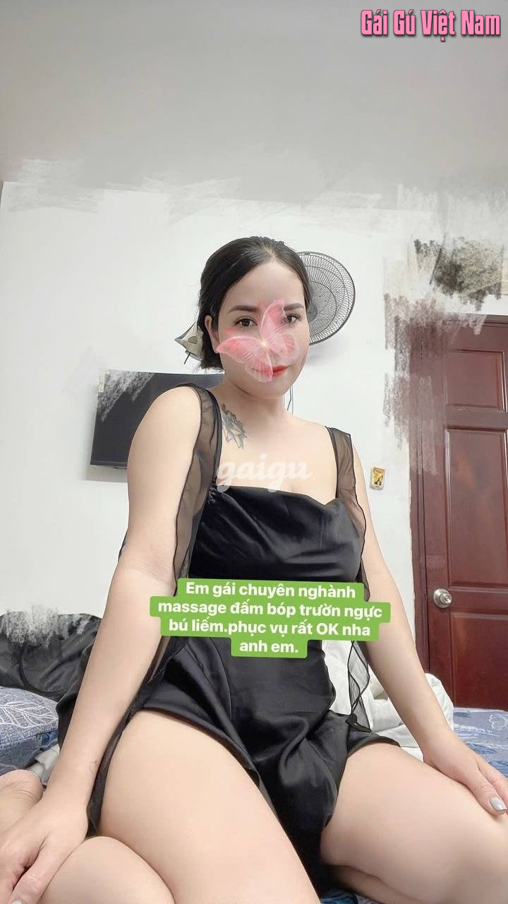 CÔ GIÁO THẢO – THÈM CU ,VÚ TO SIÊU DÂM, LÀM TÌNH PHÊ PHA.